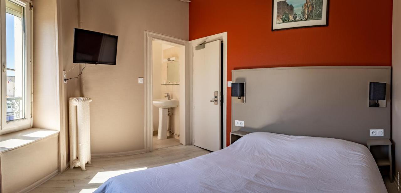 Hotel De La Gare Chateauroux Exterior photo